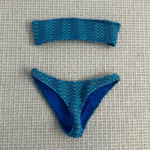 Triangl Blue bikini